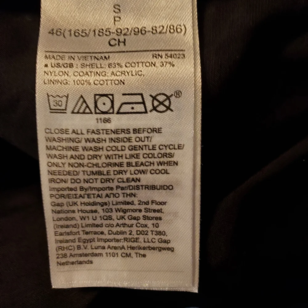 Banana Republic Black Water Resistant Shirt/Jacket